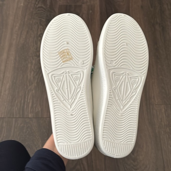 Shein white sneakers with printed laces - Picture 5 of 8